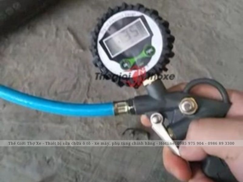 Thiết bị bơm lốp không săm xe máy, ô tô chính hãng tại Thế Giới Thợ Xe