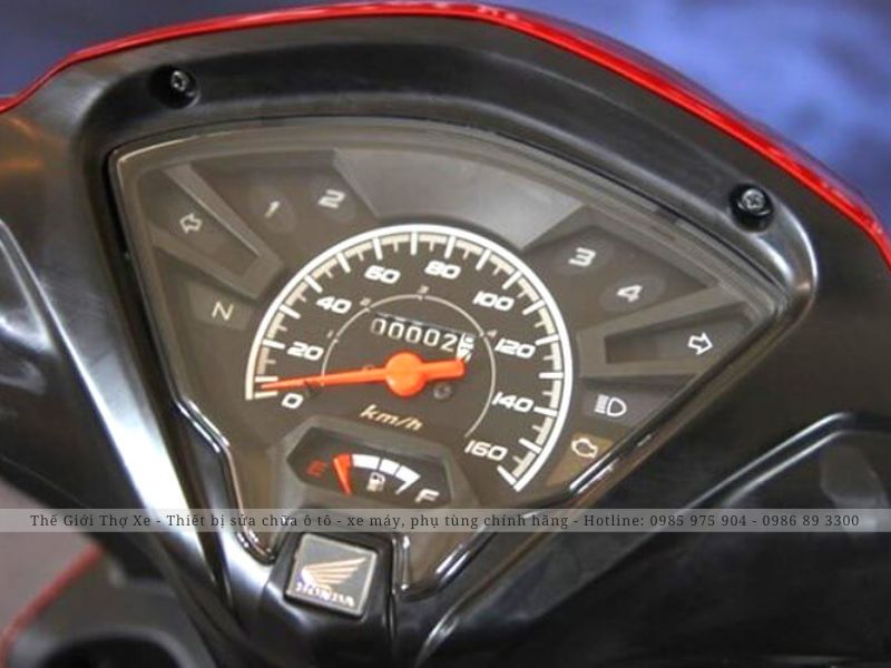 Kim xăng xe máy không chạy sẽ trở về điểm E