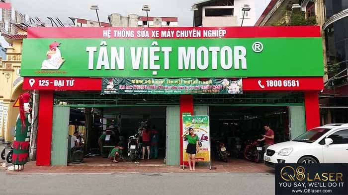 Mẫu bảng hiệu sửa xe Tân Việt Motor bằng mica nổi