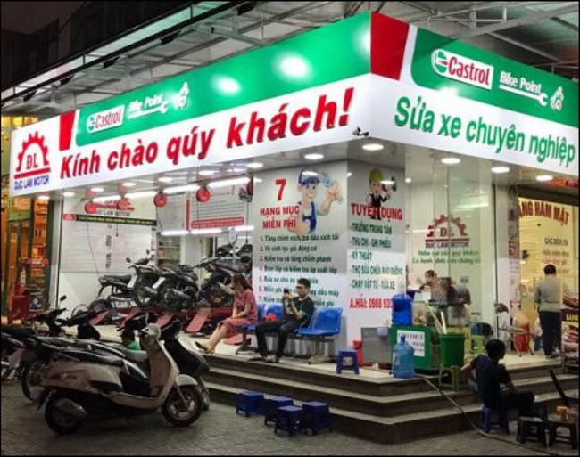 Mẫu bảng hiệu 2 mặt tiền Đức Lâm Motor bằng mica nổi