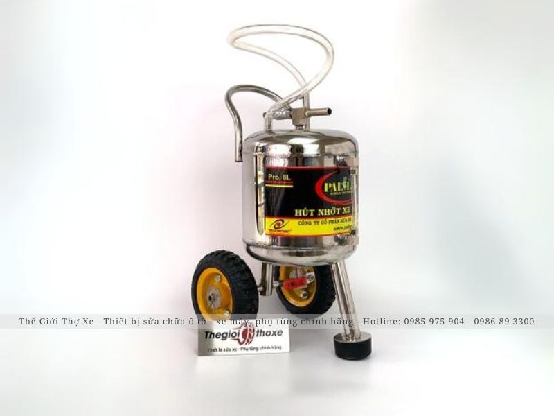 Bình hút nhớt là thiết bị rất cần thiết cho các tiệm sửa chữa xe máy, ô tô