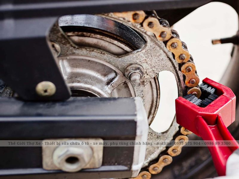 Chú ý vệ sinh, bảo dưỡng xích xe máy thường xuyên để tăng độ bền, ít hư hỏng