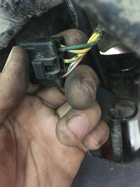 Thay giắc cắm sạc