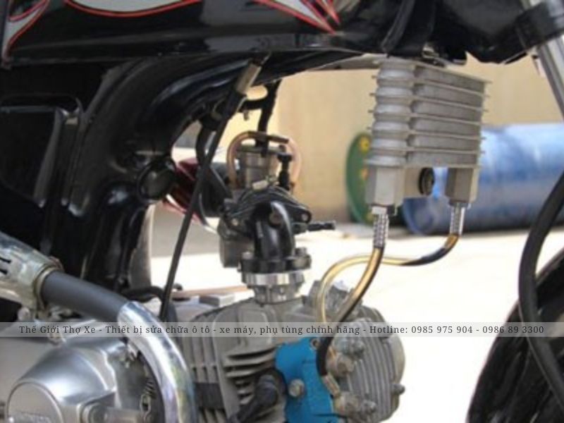 Hệ thống nước mát giúp giảm nhiệt và tăng độ bền cho động cơ