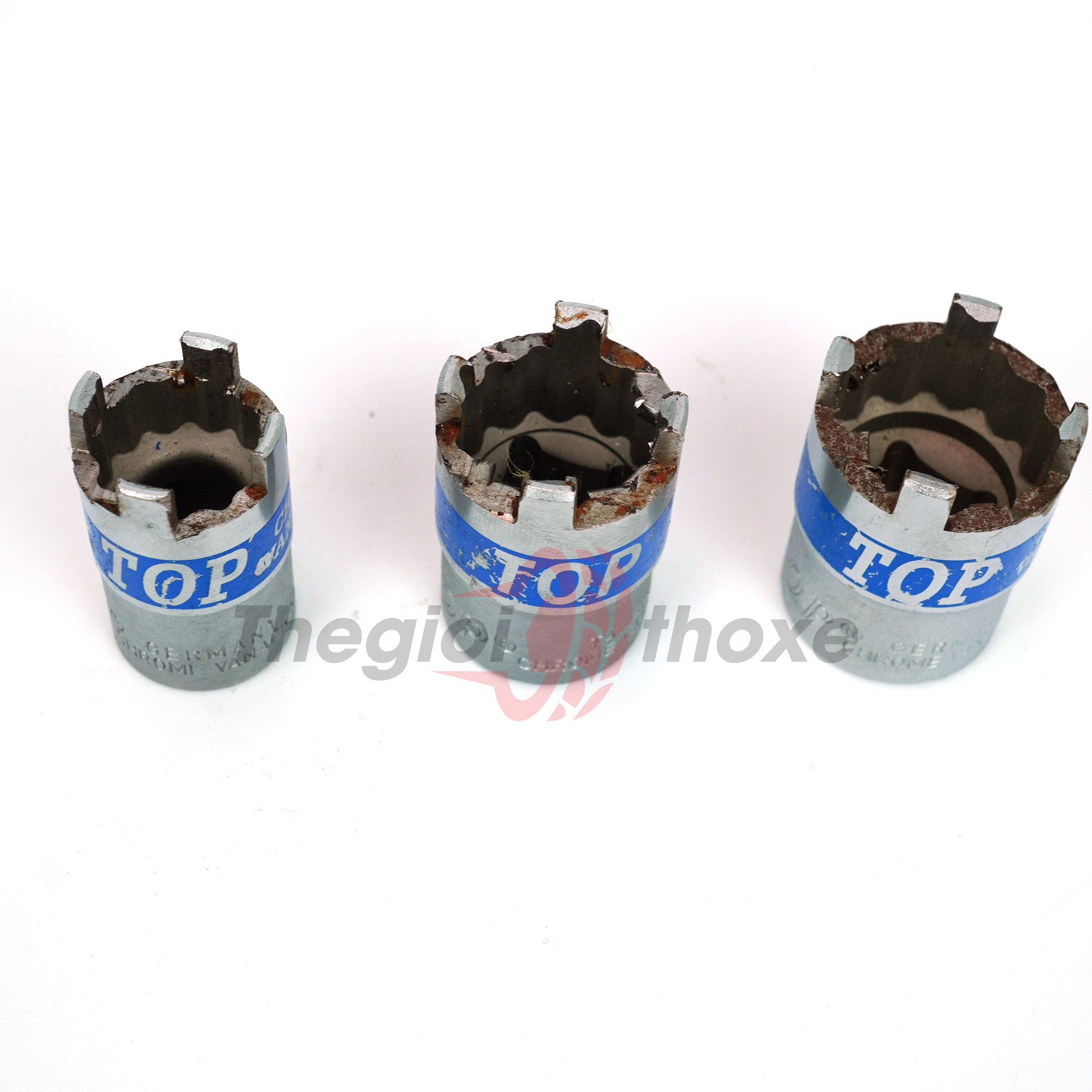 Bộ khẩu 4 chấu mở tán nồi xe số