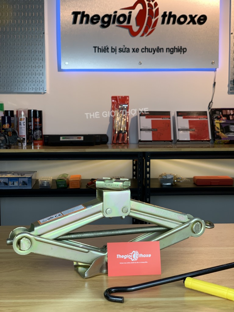 Địa chỉ mua kích chữ A chất lượng tốt