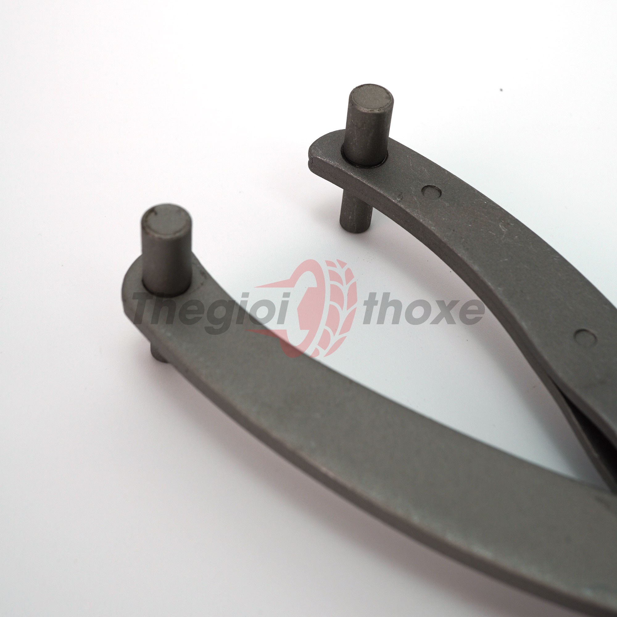 Hai đầu tán của kìm chữ Y