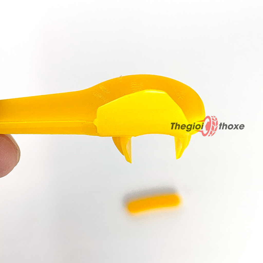 Nẹp nhựa mỏ vịt máy ra vào lốp