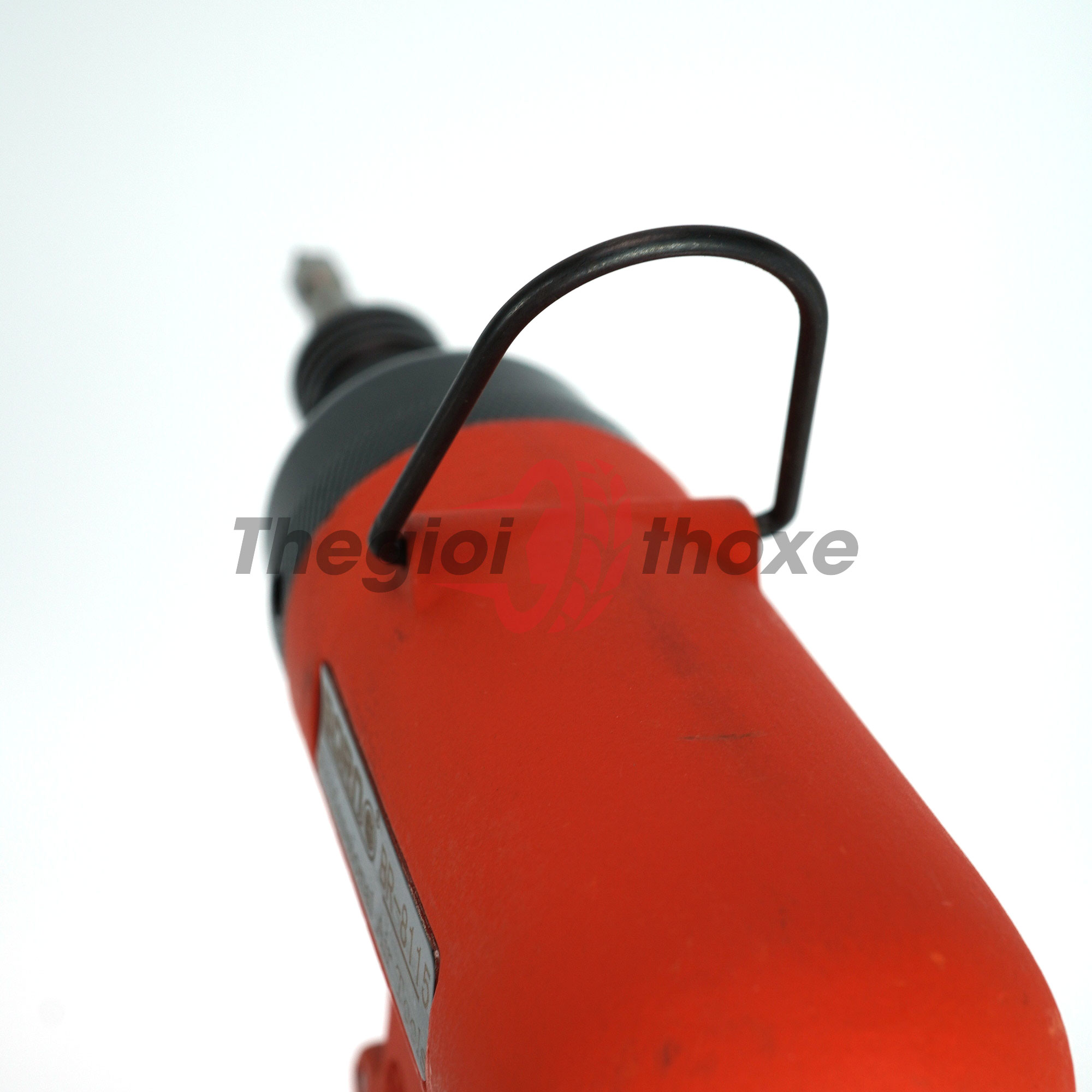 Súng bắn vít bằng hơi hơi Born BR-8115