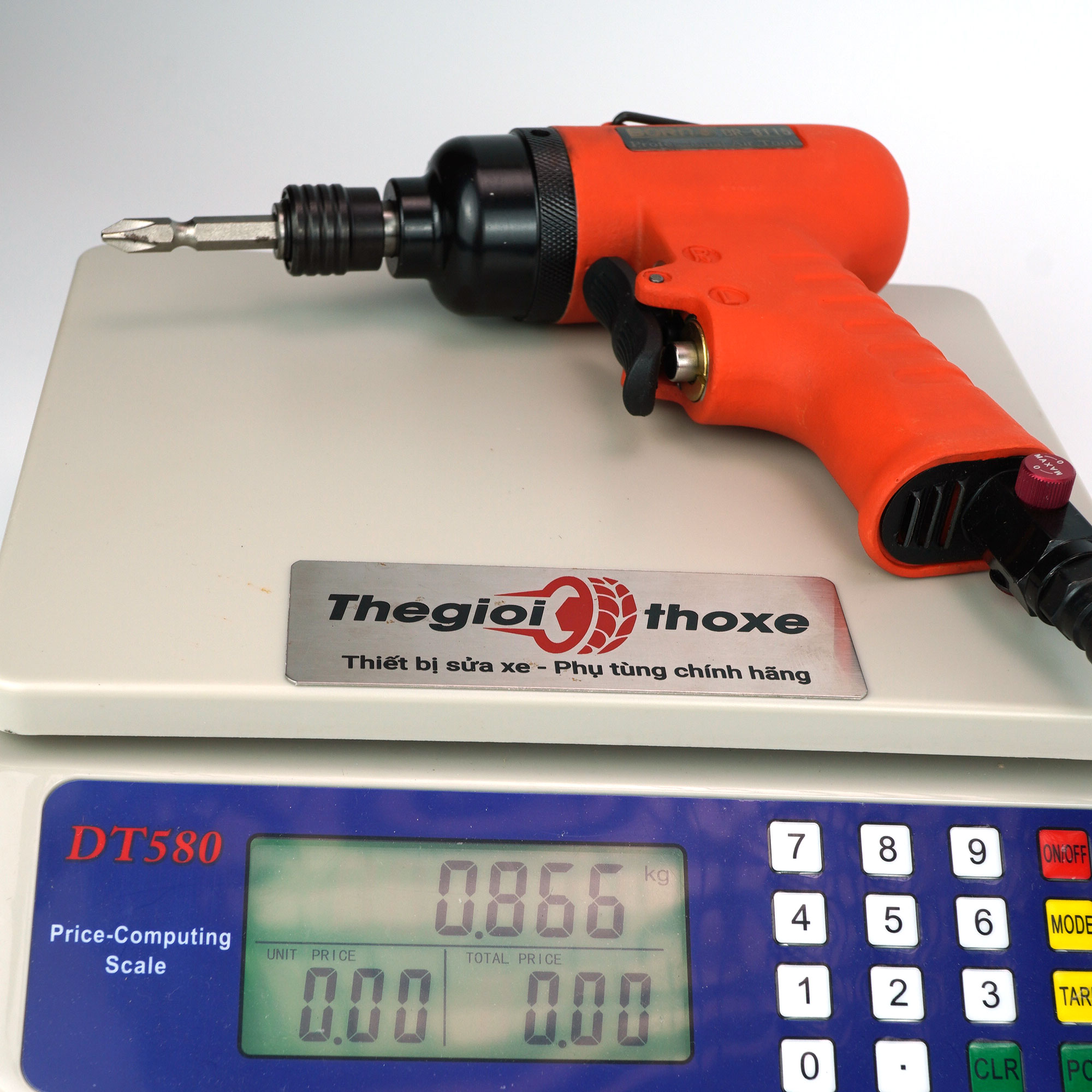 Trọng lượng 0.85 kg