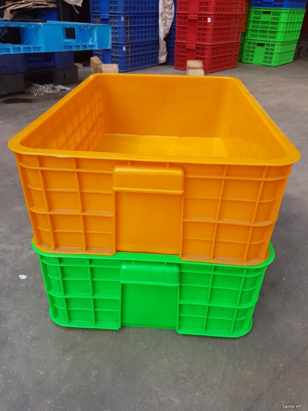 Khay nhựa sóng bít đa dạng kích thước