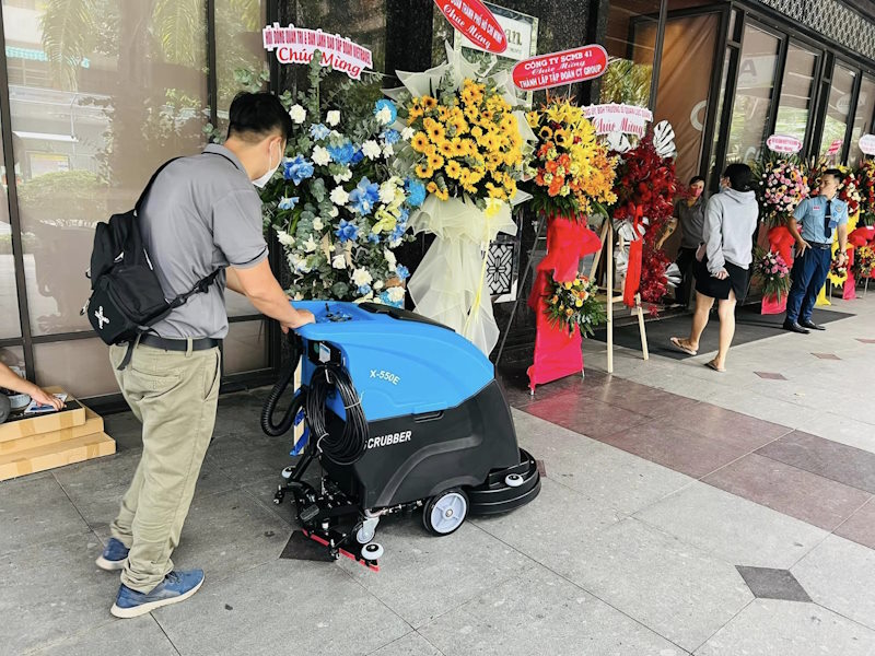 Máy chà sàn liên hợp CLEPRO X-550B (Dùng ắc quy)