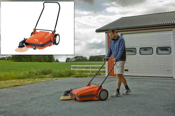 Sử dụng xe quét rác không động cơ