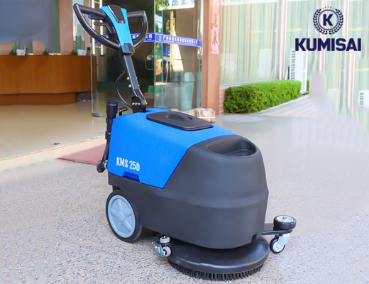 Ưu điểm của máy chà sàn liên hợp đẩy tay Kumisai KMS25D