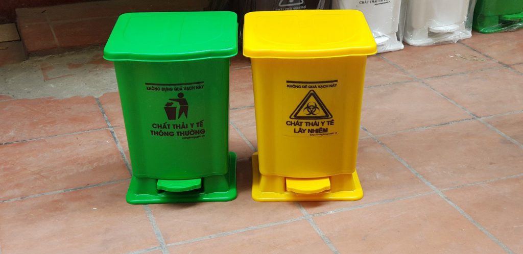 Thùng rác đạp chân 25L