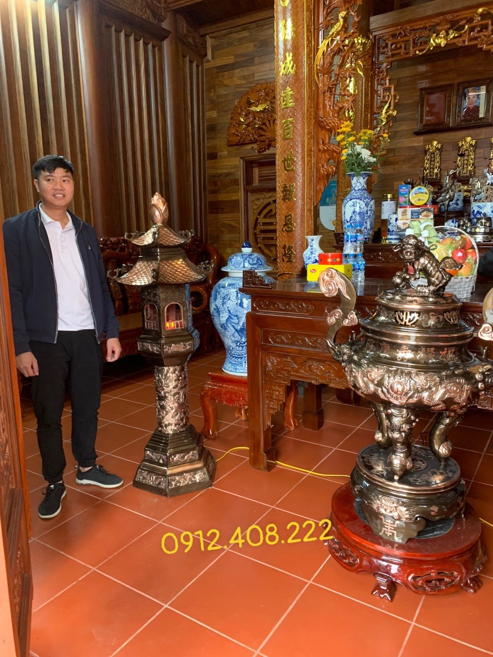 Đôi Đèn Thờ Bằng Đồng Cao 1m7