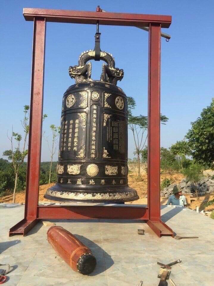 ĐÚC CHUÔNG ĐỒNG 600KG CHO CHÙA TẠI CẦN THƠ