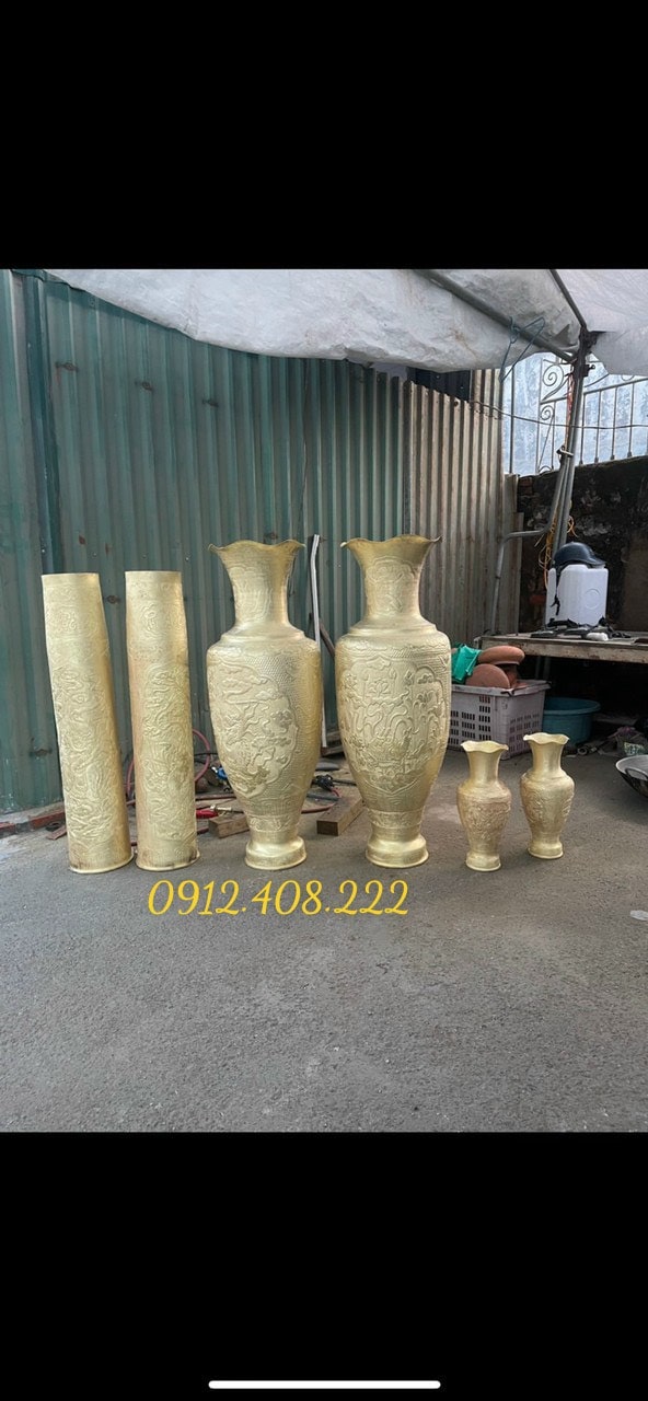 LỌ LỤC BÌNH BẰNG VỎ ĐẠN CATUS