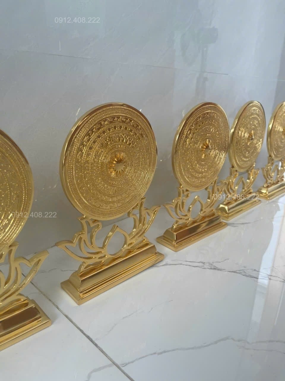 MẶ TRỐNG ĐỒNG ĐẾ HOA SEN