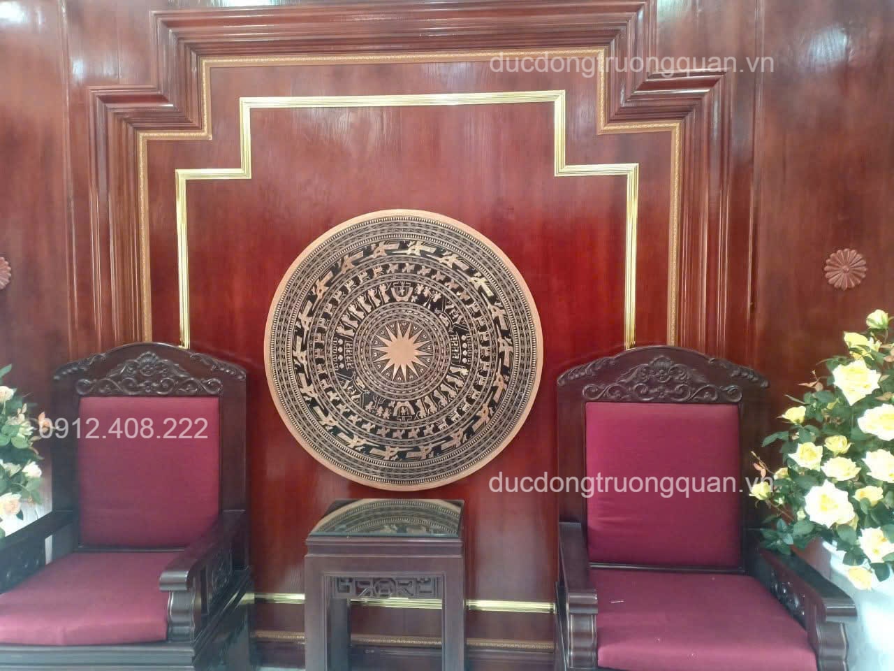 MẶT TRỐNG ĐỒNG TRANG TRÍ PHÒNG LÀM VIỆC SANG TRỌNG