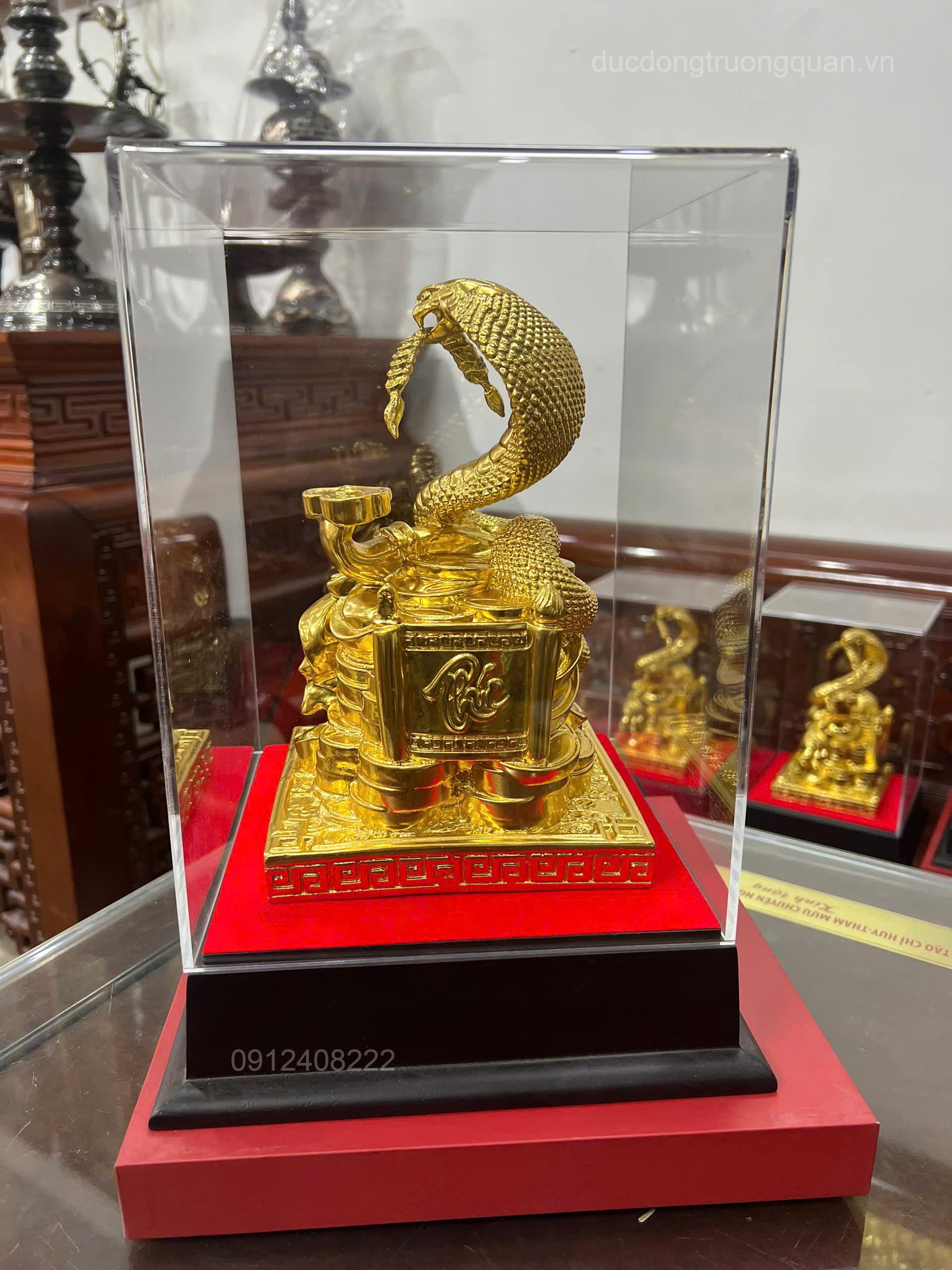 TƯỢNG RẮN BÀNG ĐỒNG MẠ VÀNG