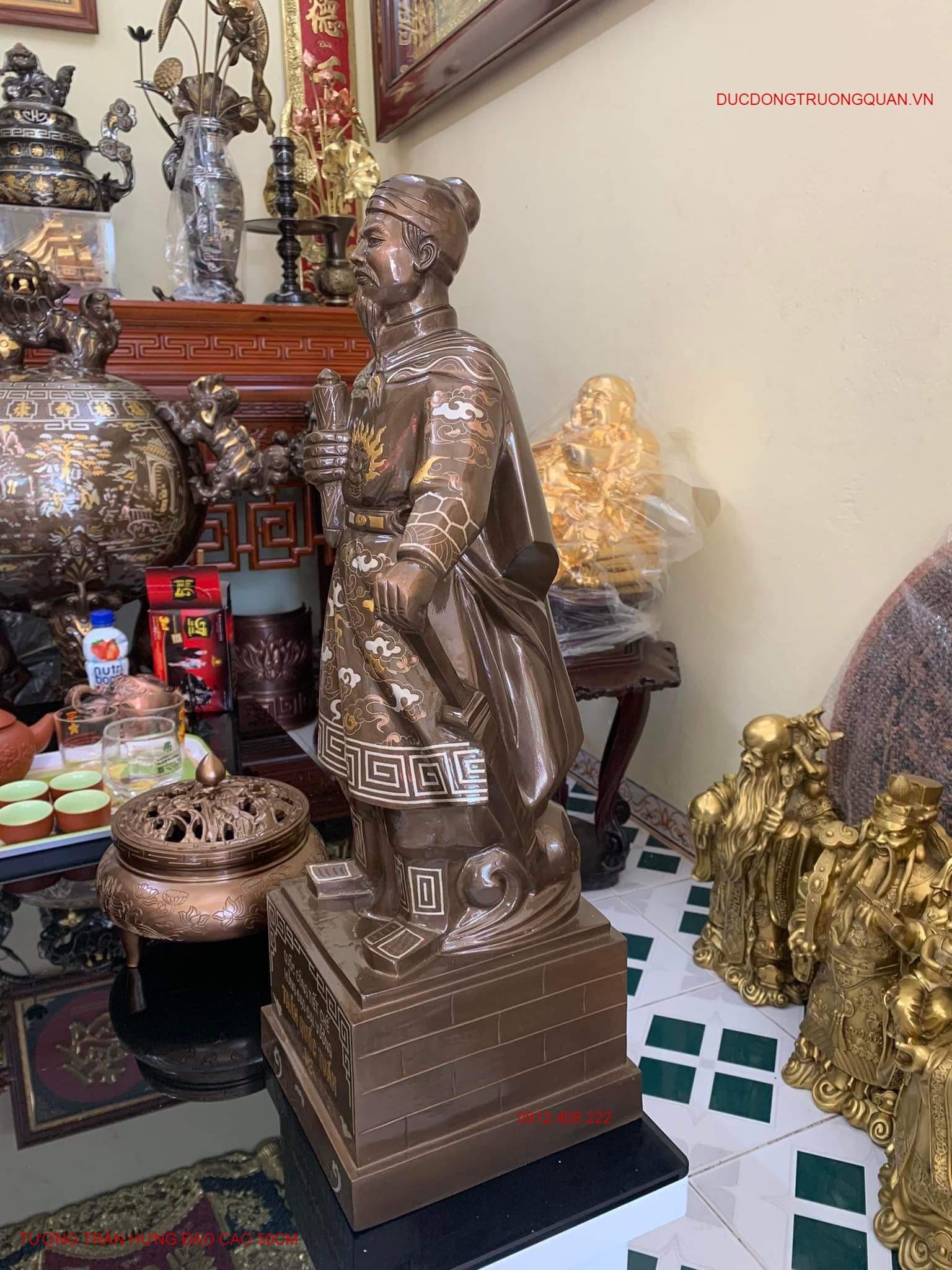 TƯỢNG TRẦN HƯNG ĐẠO BĂNG ĐỒNG 50 CM KHẢM ĐIỂM VÀNG