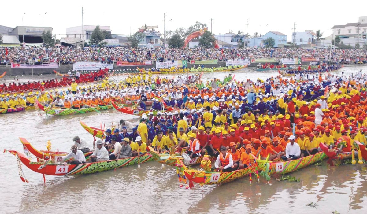 Lễ Hội Ok Om Bok – Cảm Ơn Thần Nước