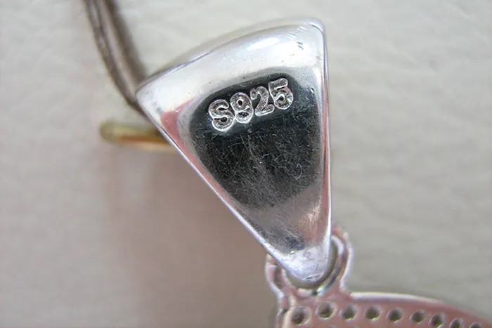 Bạc 925 có đắt không?