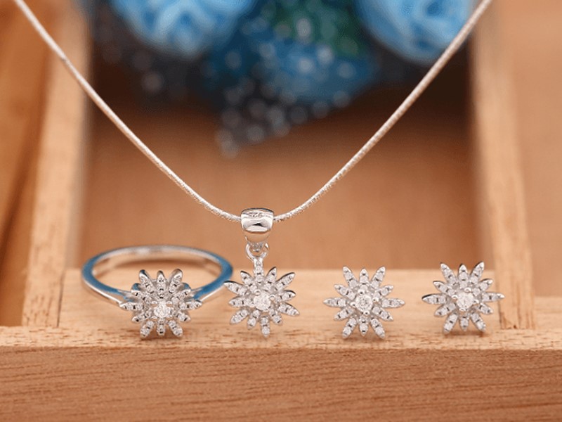 Bạc 925 có gỉ không?