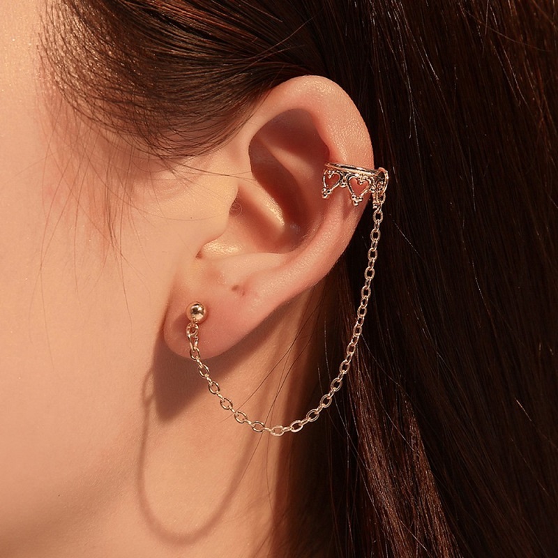 Bông tai móc vành (Wrap – around cuff)
