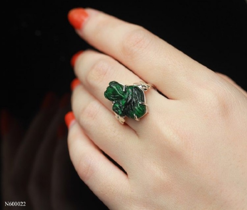 Chọn nhẫn phù hợp với mệnh