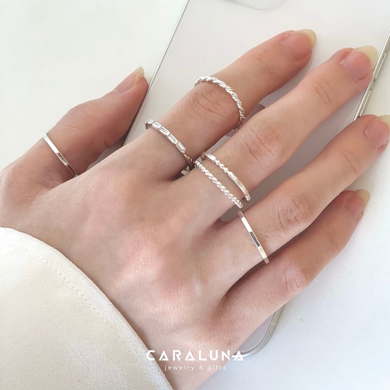 Đeo nhẫn ngón cái