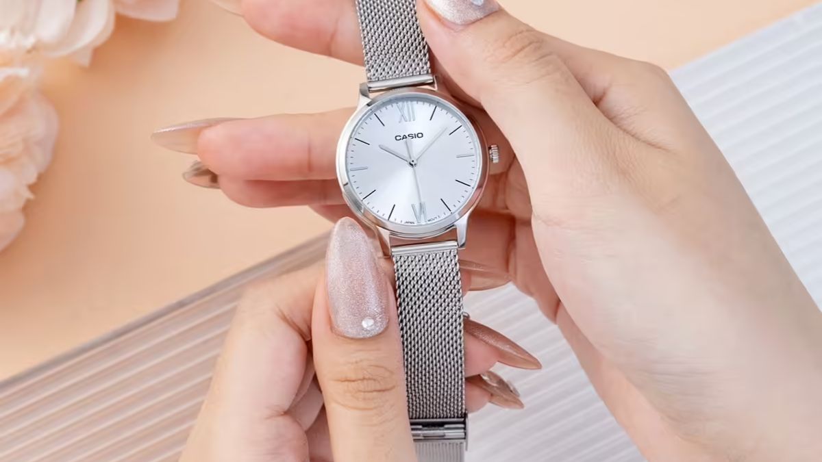 Đồng hồ đeo tay nhắc nhở trân trọng từng khoảnh khắc