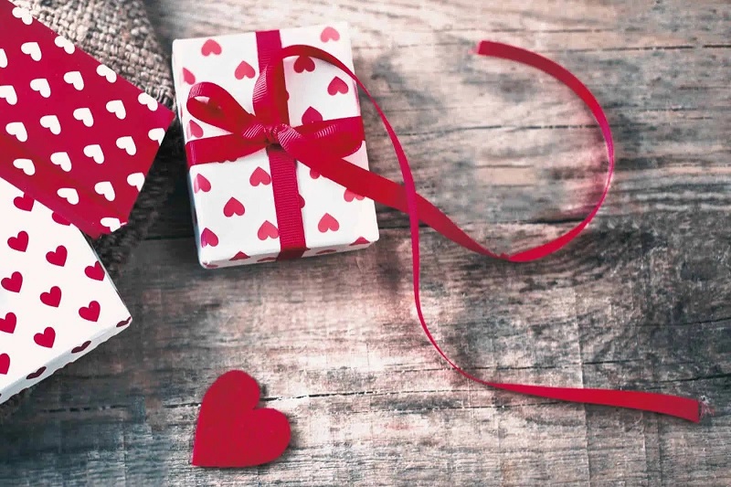 Cách tặng quà Valentine cho bạn gái mới quen ý nghĩa nhất!