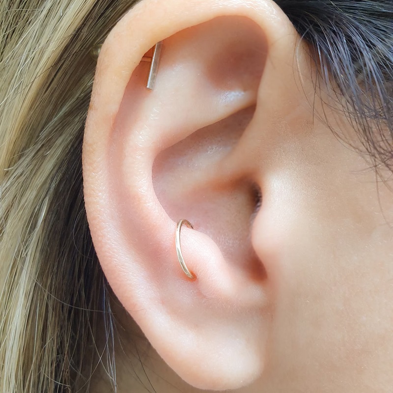 Xỏ khuyên vị trí Anti-tragus