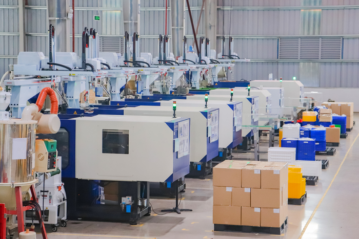 Máy Ép nhựa công ty Pavico