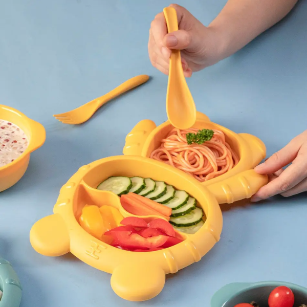 Bộ ăn dặm trẻ em