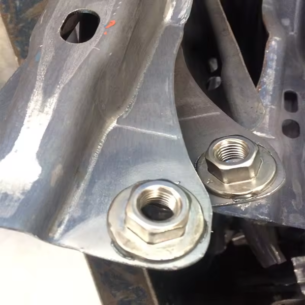 sản phẩm Máy hàn điểm hai đầu đai ốc có đường kính lớn (1)