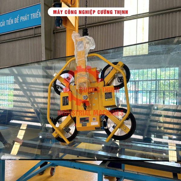 thuê máy hít kính, nâng kính điện tại Cường Thịnh