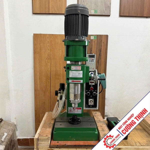 Máy Tán Đinh Khí Nén RM-B8P