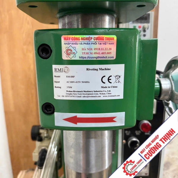 Máy Tán Đinh Khí Nén RM-B8P