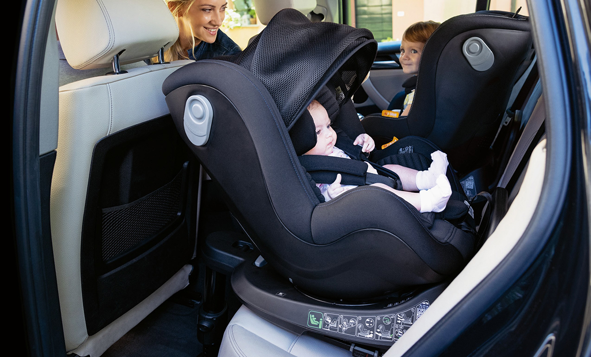 Ghế ngồi ô tô cho bé từ Chicco