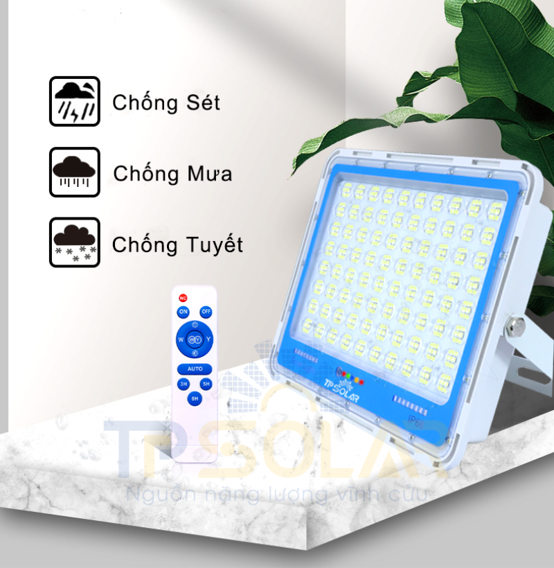 den-pha-chong-choi-nang-luong-mat-troi-300W-tp-solar-trang-bi-den-bao-1