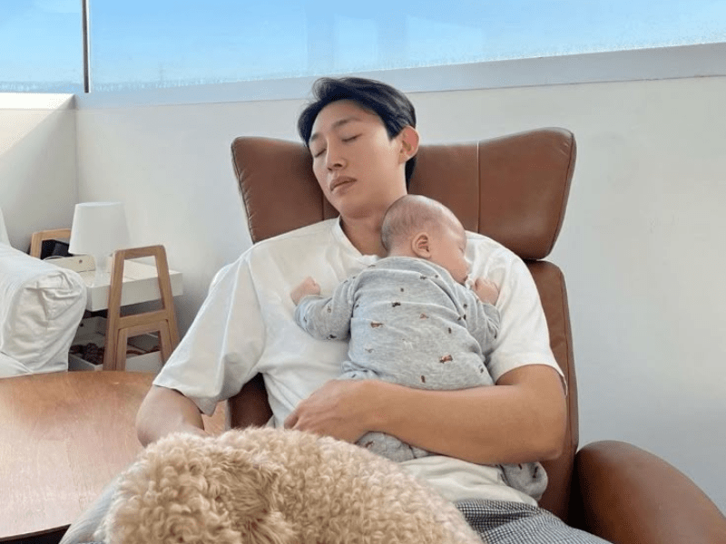 Luyện tập và xử lý khủng hoảng giấc ngủ cho bé