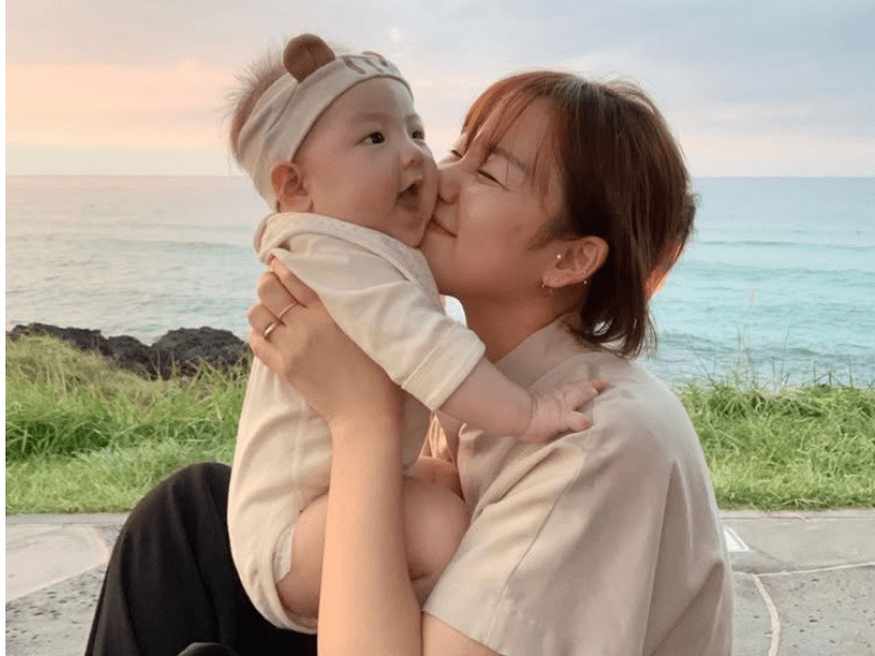 30+ gợi ý đặt tên đẹp, hợp phong thuỷ cho bé gái sinh năm 2025