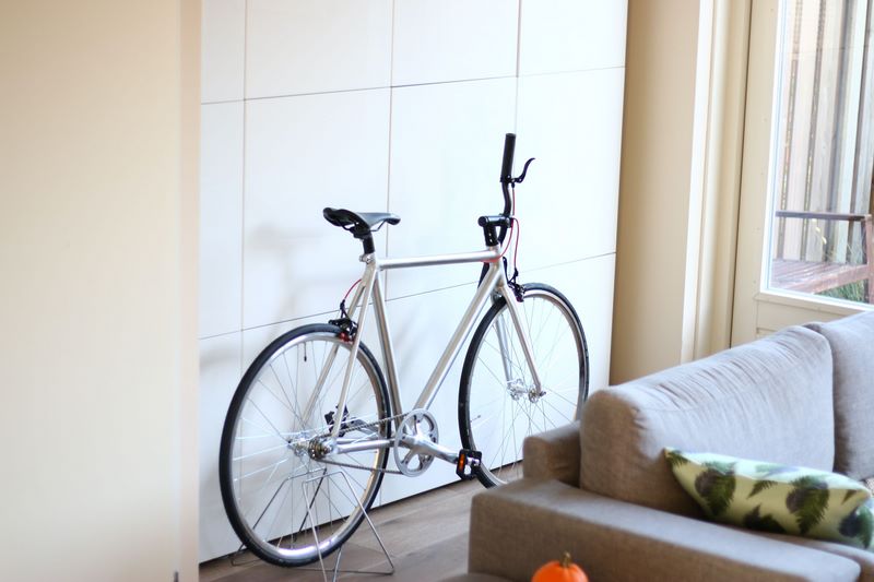 Cách chống rỉ sét xe đạp tiết kiệm nhất là luôn bảo quản xe dưới mái che