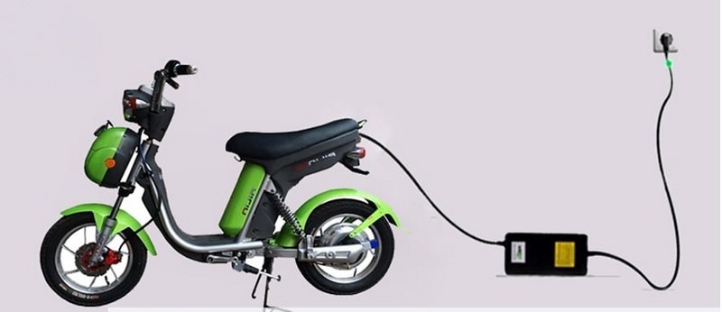 Thời gian sạc xe đạp điện trung bình là 6 đến 8 tiếng