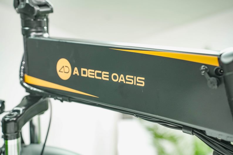 Sự khác biệt trong cấu tạo xe đạp điện trợ lực với xe đạp thường là có thêm pin và động cơ