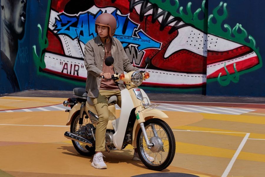 Xe máy Daelim Cub C1 được nhiều bạn trẻ yêu thích