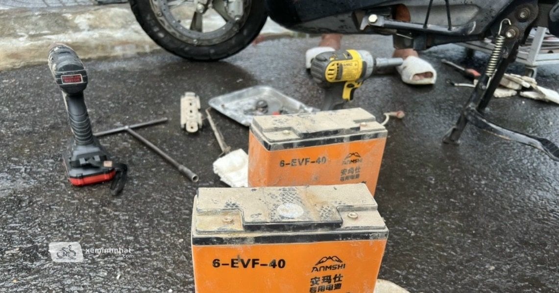 acquy xe điện bị hỏng ,phồng